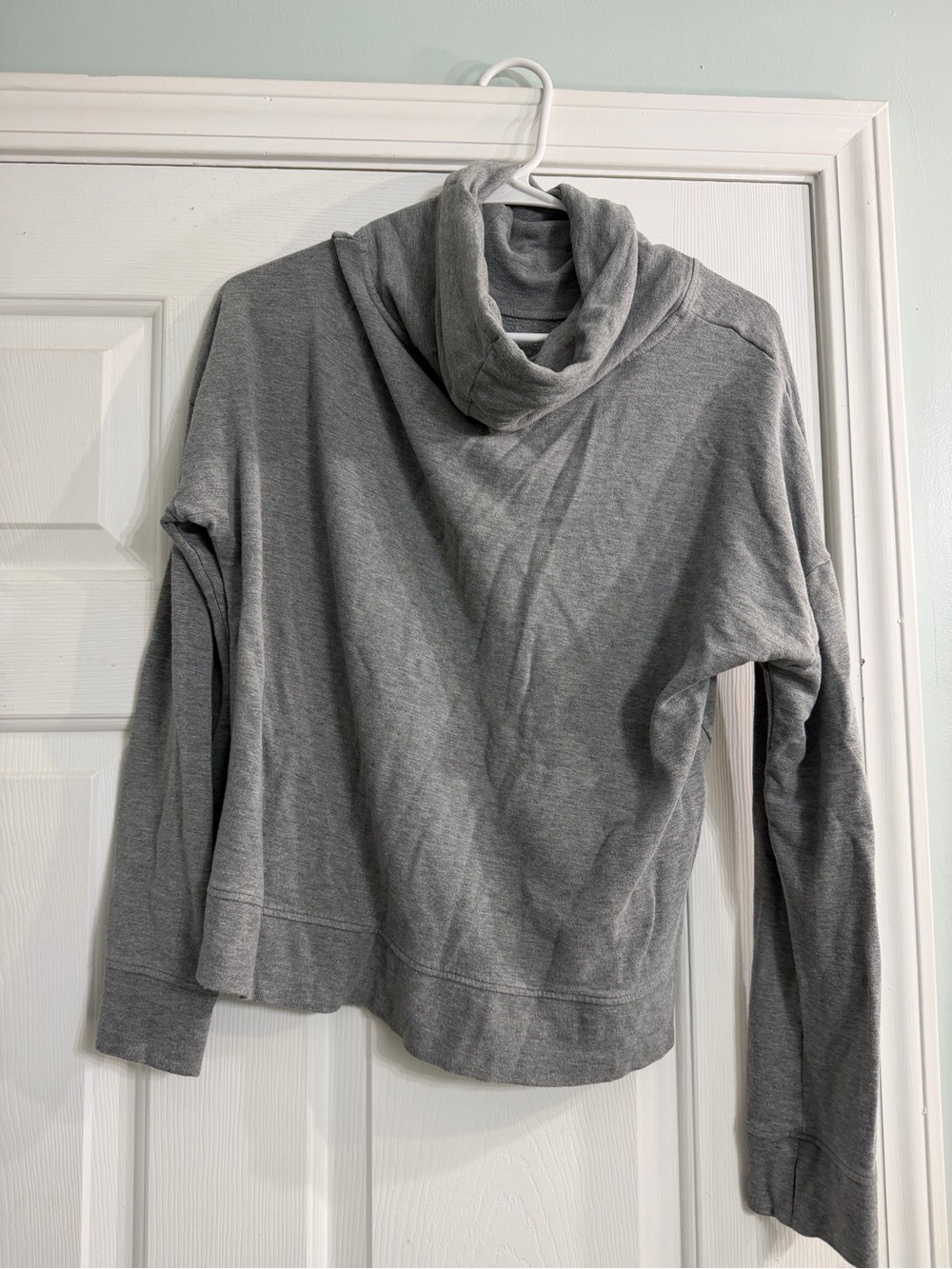 UGG pull over - Picture 2 of 3